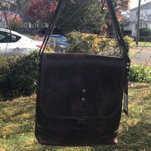 Patricia Nash Men’s Firenze Leather Crossbody